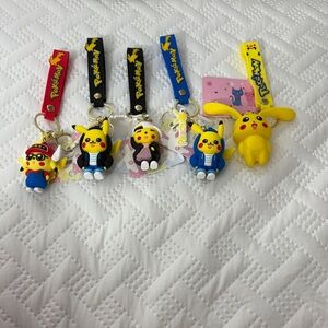 Pokemon Pikachu Keychain Set